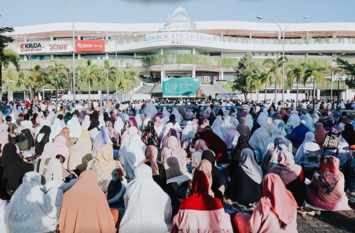 Salat idul adha 1446 H di Mataram dipusatkan di parkiran timur lombok epicentrum mall