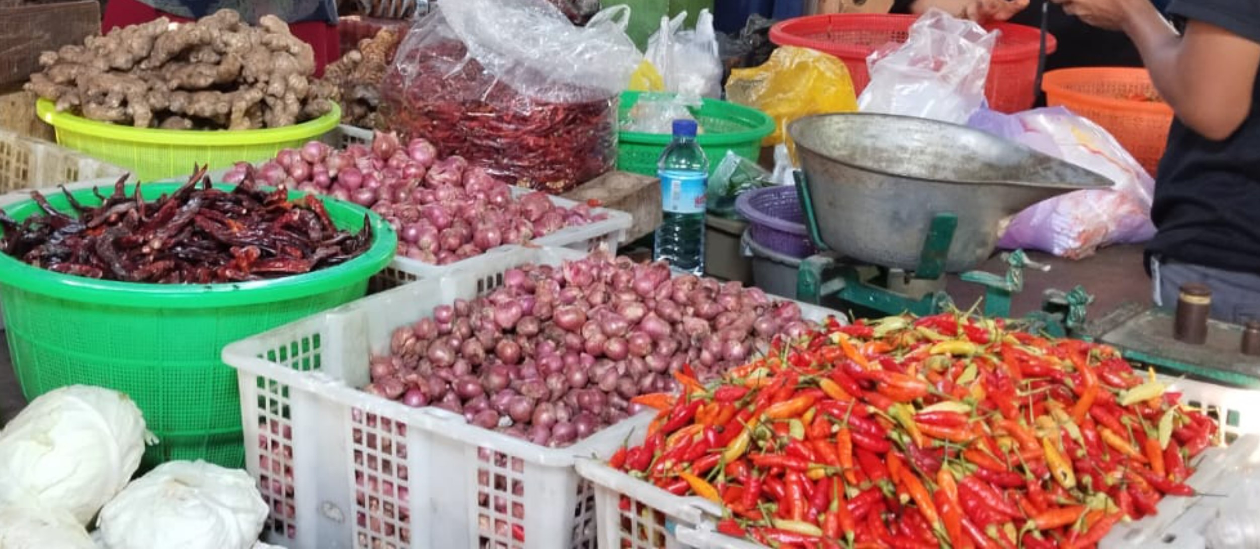 Komoditas pertanian melimpah, NTB deflasi minus 0,58 persen.