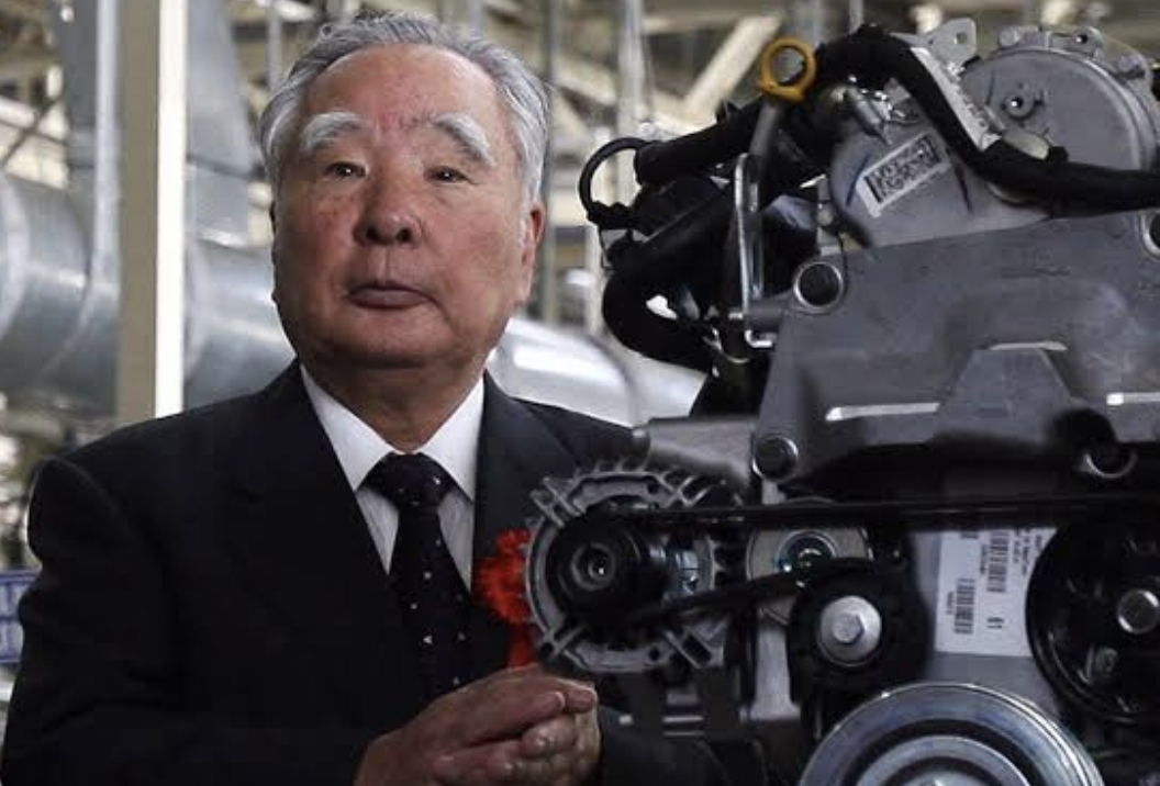 Osamu Suzuki adalah anak angkat keempat yang memimpin perusahaan mobil Suzuki.(istimewa)