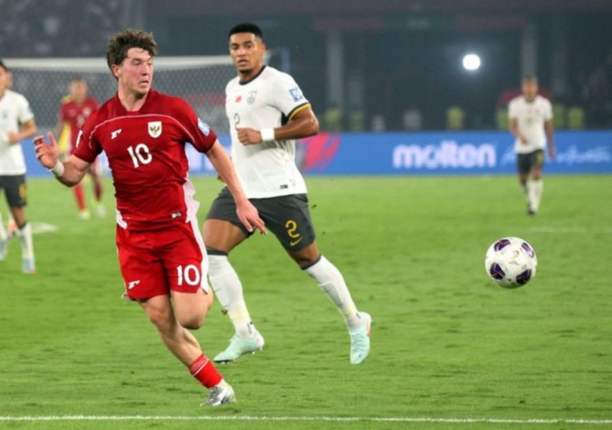 Ole Romeny menjadi pencetak gol kemenangan Indonesia atas Tiongkok dan memastikan Indonesia lolos ke putaran empat kualifikasi Piala Dunia 2026