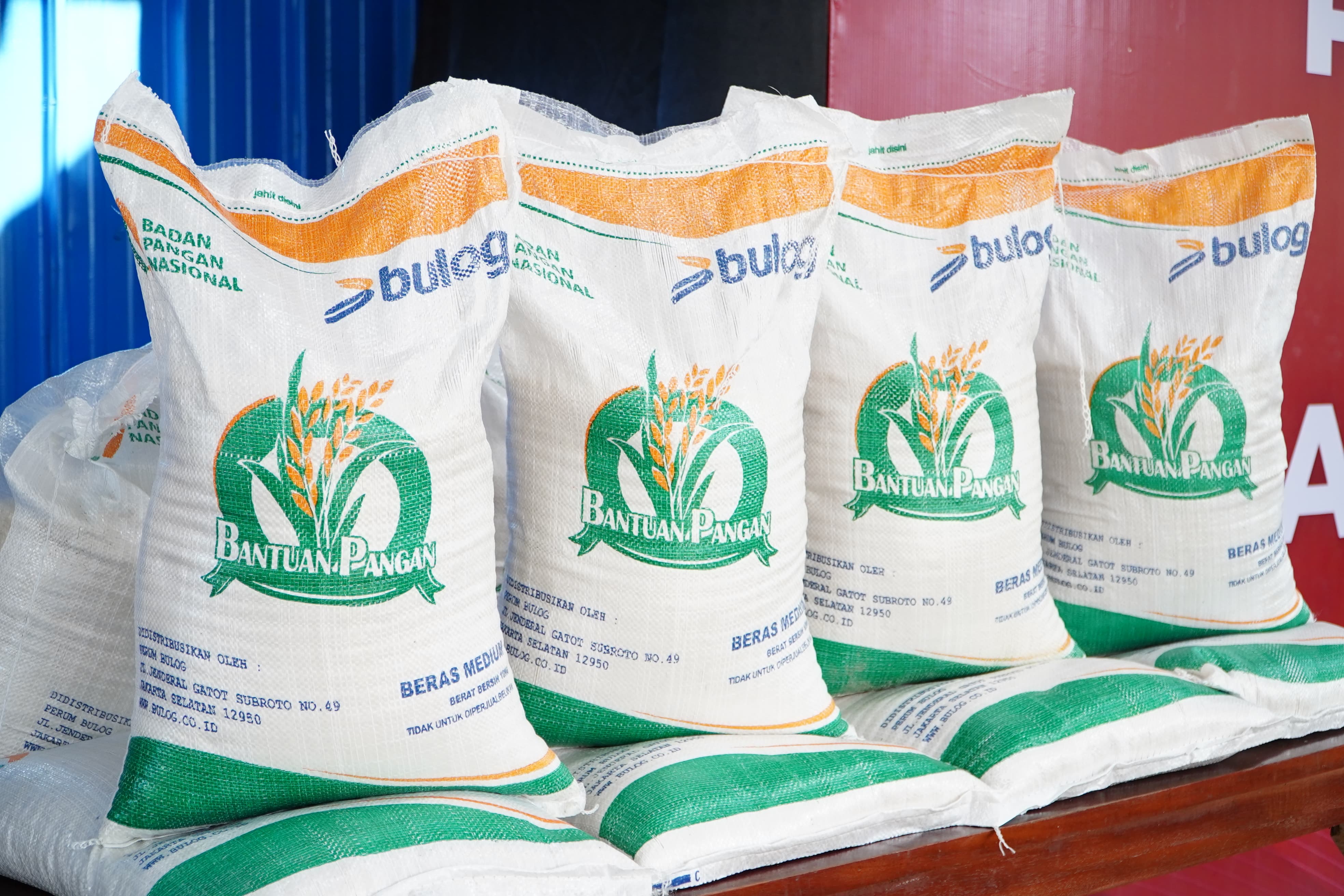Pemerintah kembali akan menyalurkan bantuan pangan beras 10kg setiap bulan selama Juni-Juli 2025. ​
