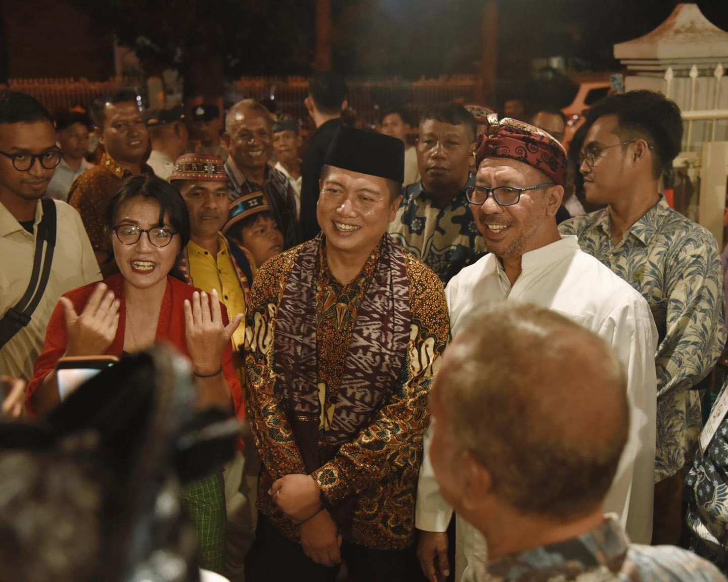 Gubernur NTB Miq Iqbal saat menghadiri acara HUT ke-90 Gereja St. Maria Immaculata.