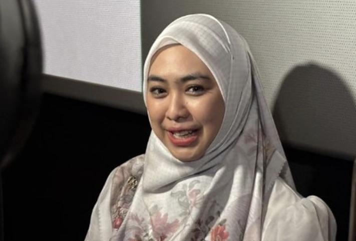 Oki Setiana Dewi. (istimewa)