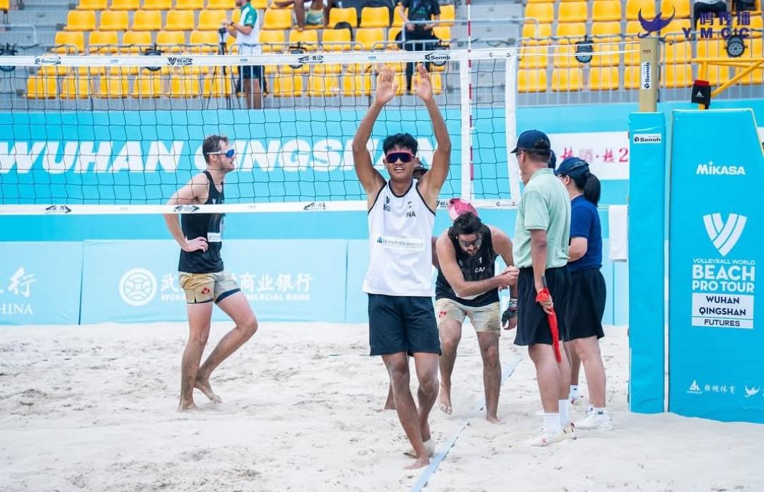 Sofyan merupakan Atlet Voli Pantai asal NTB), bersama Bintang, Sofyan tahun 2024 lalu juga berhasil menjuarai ajang voli pantai bergengsi dunia, Volleyball World Beach Pro Tour 2024.