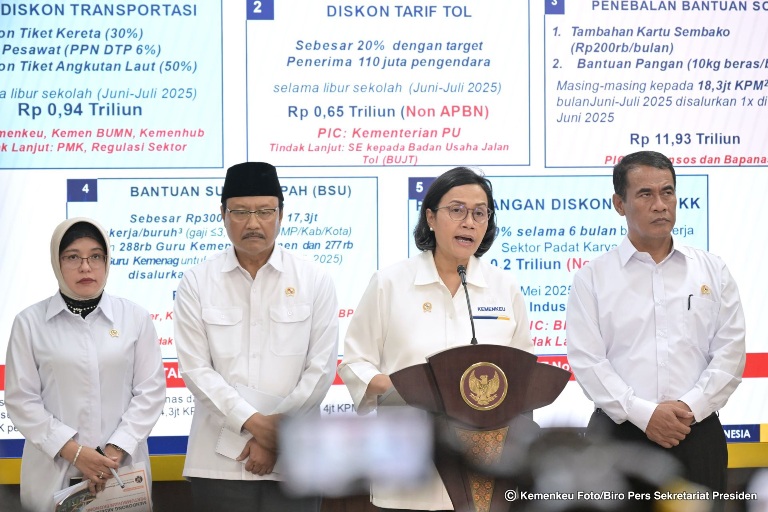 Menteri Keuangan, Sri Mulyani mengumumkan bahwa pemerintah akan menyalurkan Bantuan Subsidi Upah atau BSU tahun 2025 untuk belasan juta pekerja dan buruh.