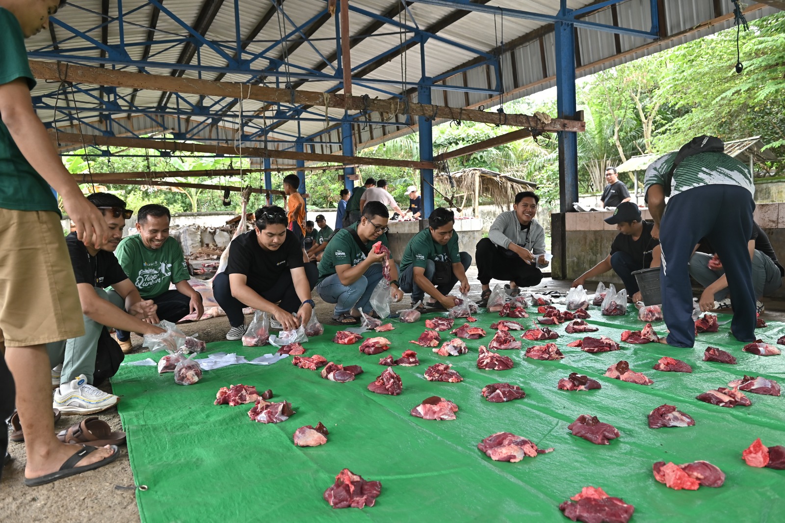 438 Shohibul Kurban dari 66 Ekor Sapi, Bank NTB Syariah Tebar Kurban ke Penjuru NTB