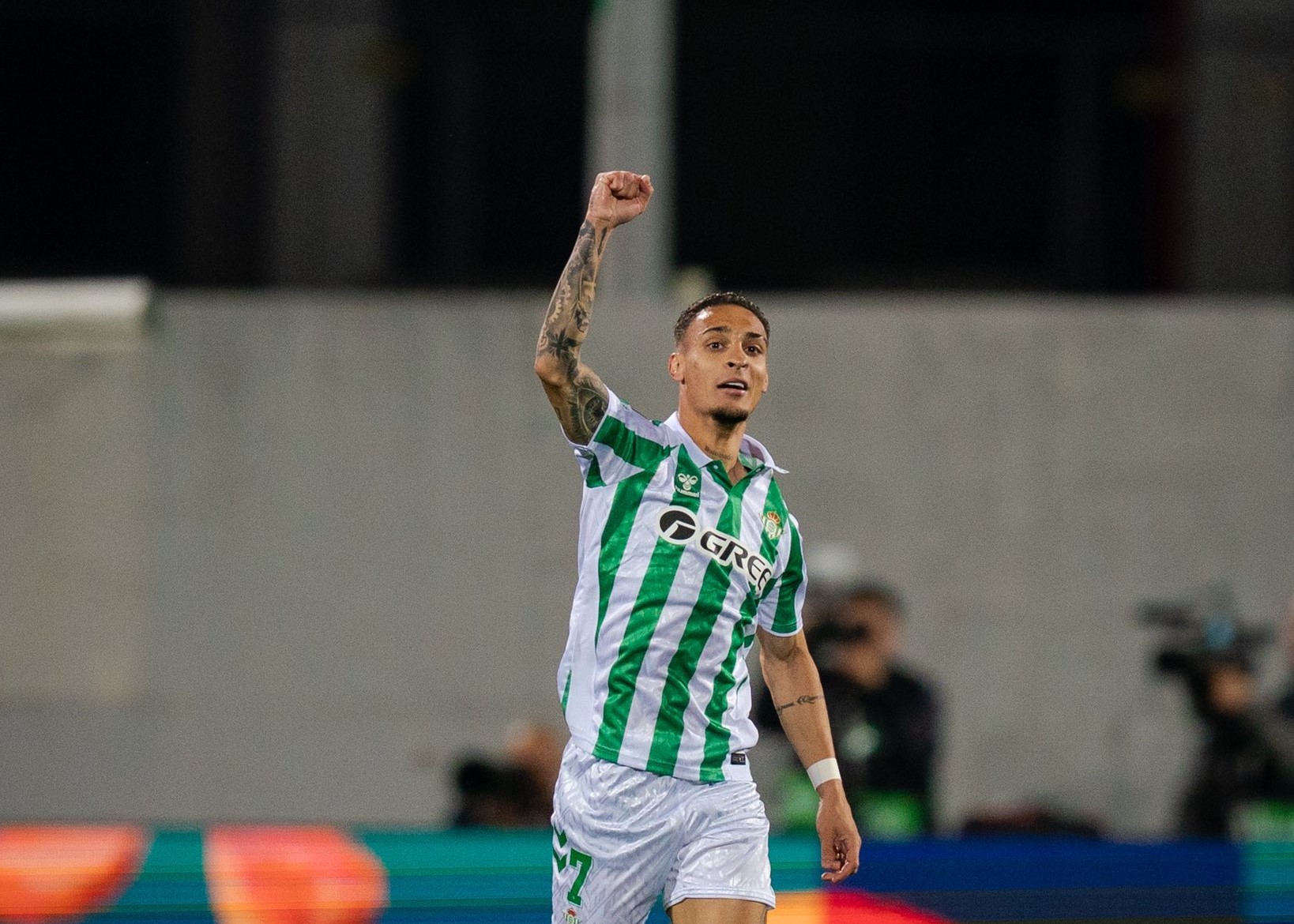Antony bersama klub Real Betis