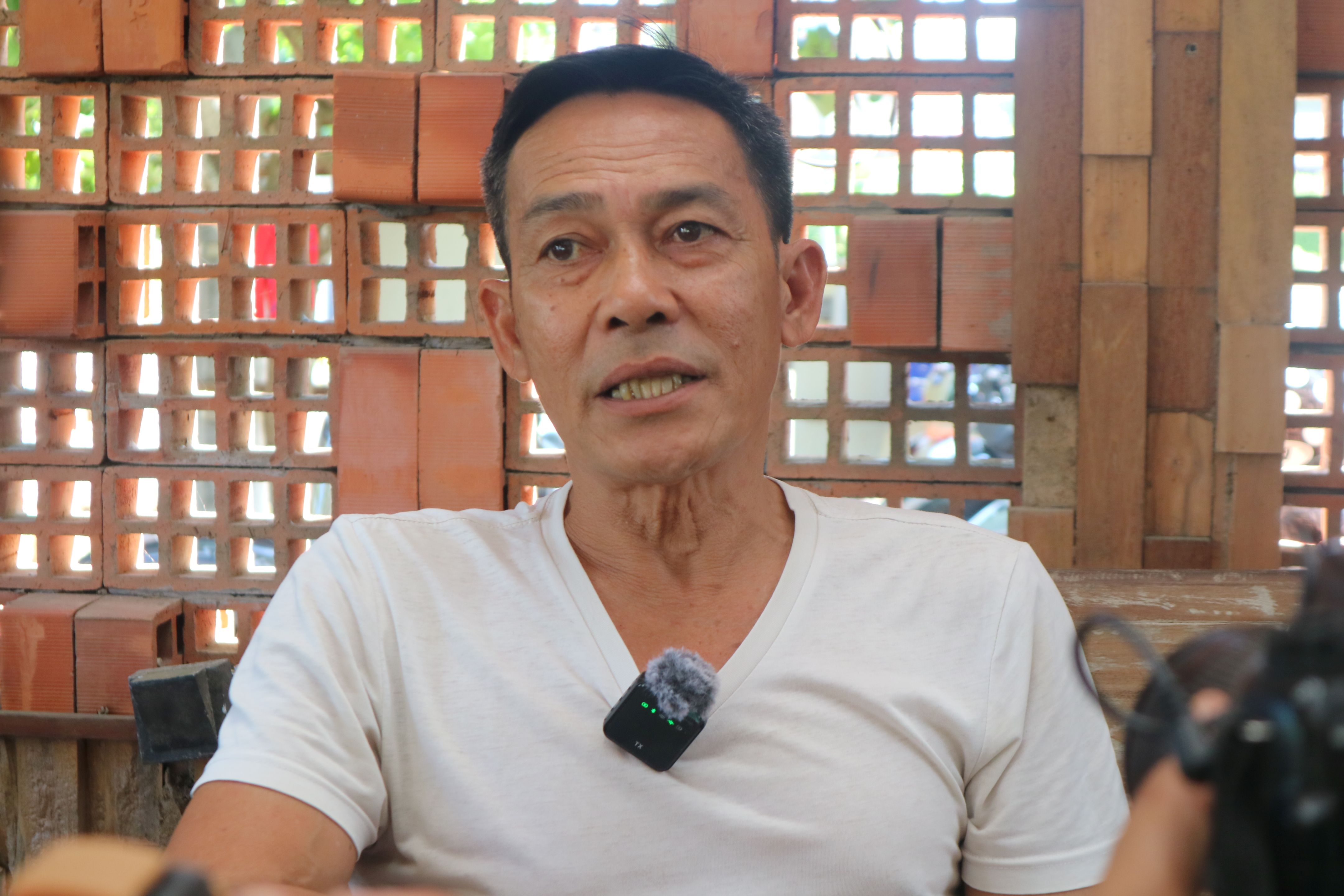 Edi Mulyadi, ayah Emil Audero Mulyadi ini ceritakan kesehariannya di Kuta, Pujut, Lombok Tengah.