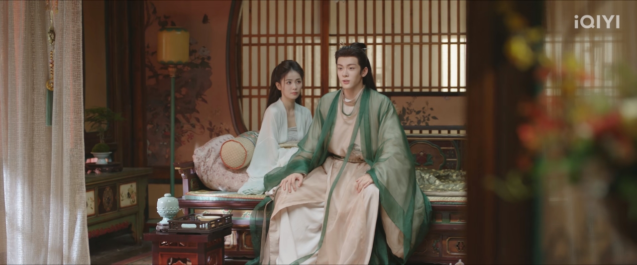 Bai Lu dan Joseph Zeng dalam drama Tiongkok FEUD