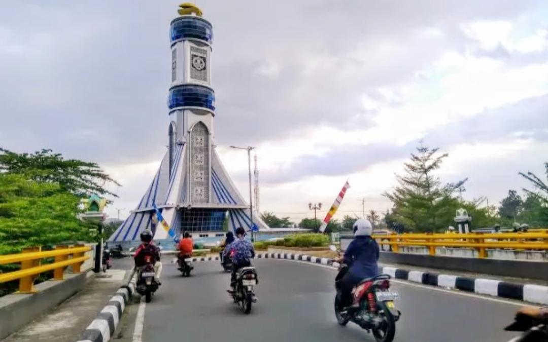 Pemerintah Kota Mataram mengalokasikan jalan baru ini hingga Rp7 miliar untuk pembebasan lahan disepanjang Jalan Nuraksa dan Jalan Batu Bolong.