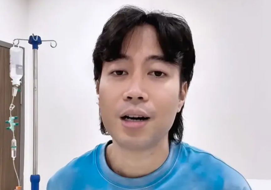 Artis terkenal, Vidi Aldiano terkena kanker ginjal stadium 3 di saat ia digugat karena royalti musik.