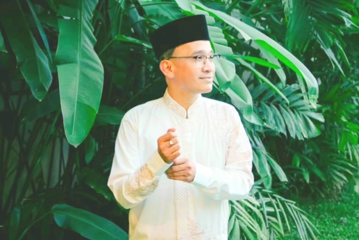Artis ternama, Ruben Onsu mengungkapkan perasaannya usia gagal menunaikan ibadah haji ke Tanah Suci di tahun ini.