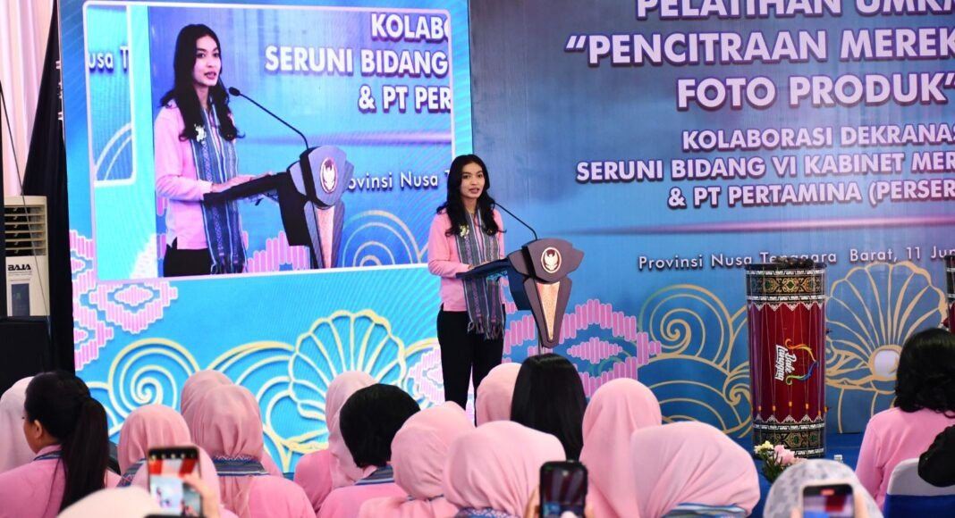 Selvi Ananda saat mengunjungi Rumah BUMN Lombok Timur.