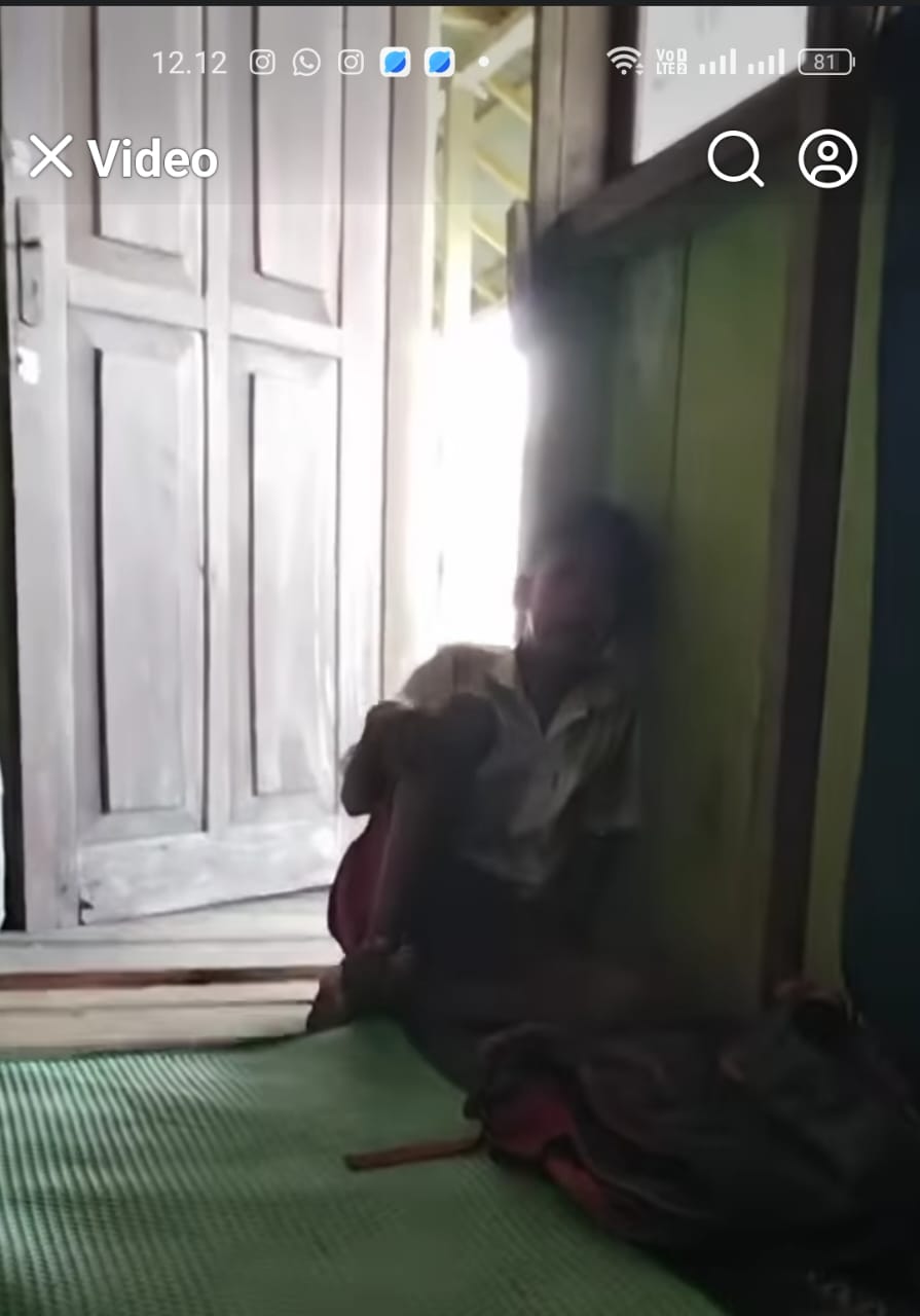 Galang Rawadang menangis ingin tetap sekolah meski ayahnya lumpuh dan tidak punya biaya. (Foto: Tangkapan layar video viral/FB Ripson Son)