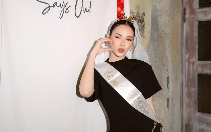 Alyssa Daguise mendapat kejutan bridal shower dari para sahabat dekatnya menjelang hari pernikahannya yang akan digelar pada Senin, 16 Juni mendatang.