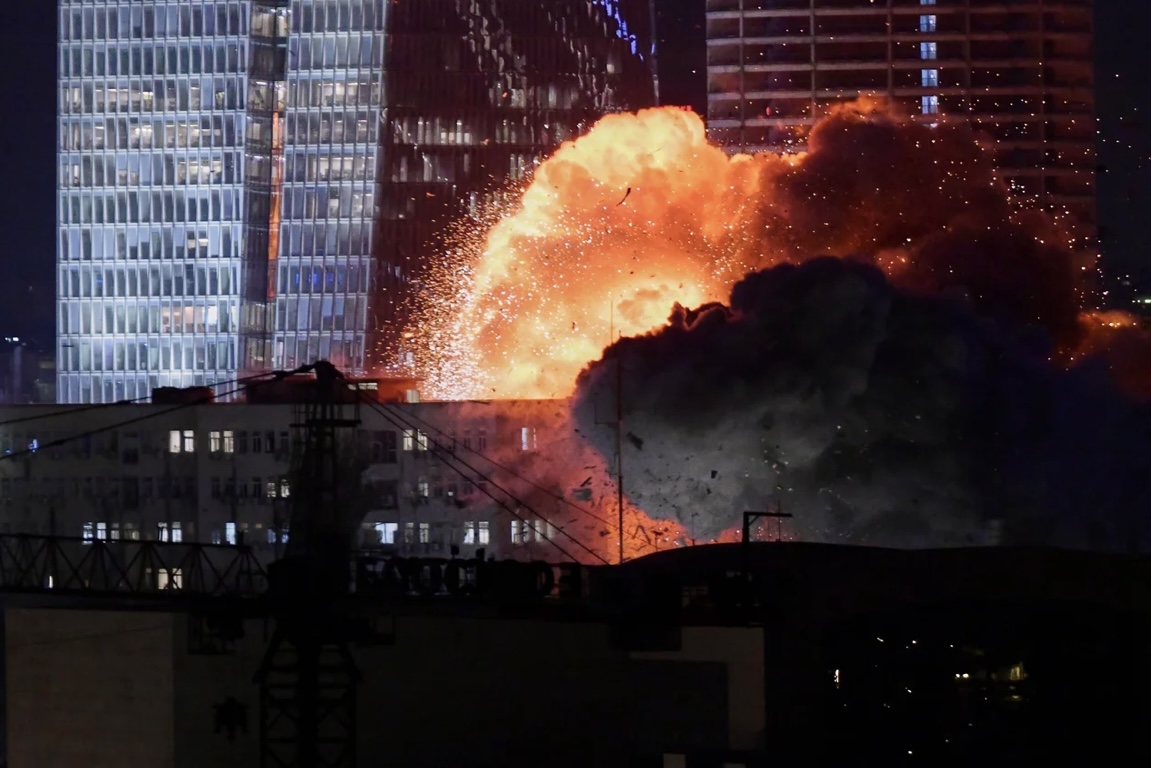 Iron Dome Israel Bobol! Rudal Balistik Iran Jebol Tameng, 21 Luka, Amerika Turun Tangan