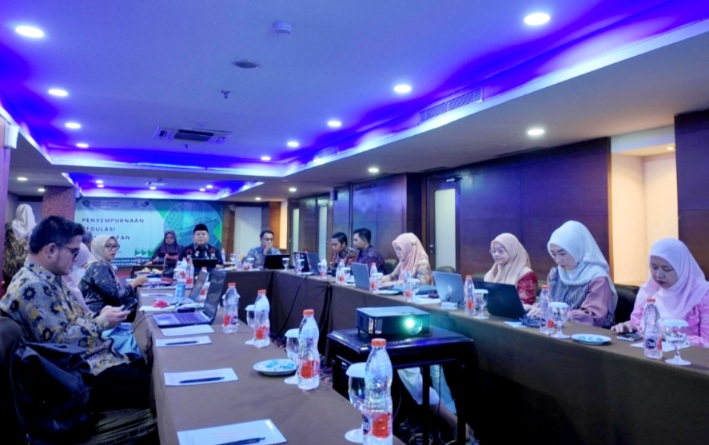 Rapat Badan Wakaf Indonesia di Bekasi, Jawa Barat, Jumat, 13 Juni 2025 membahas tanah wakaf kerap terdampak proyek strategis nasional.