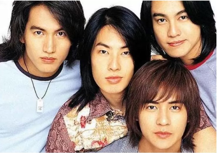 Boyband asal Taiwan F4 terdiri dari Jerry Yan, Vanness Wu, Vic Chou, dan Ken Chu. (Naver)