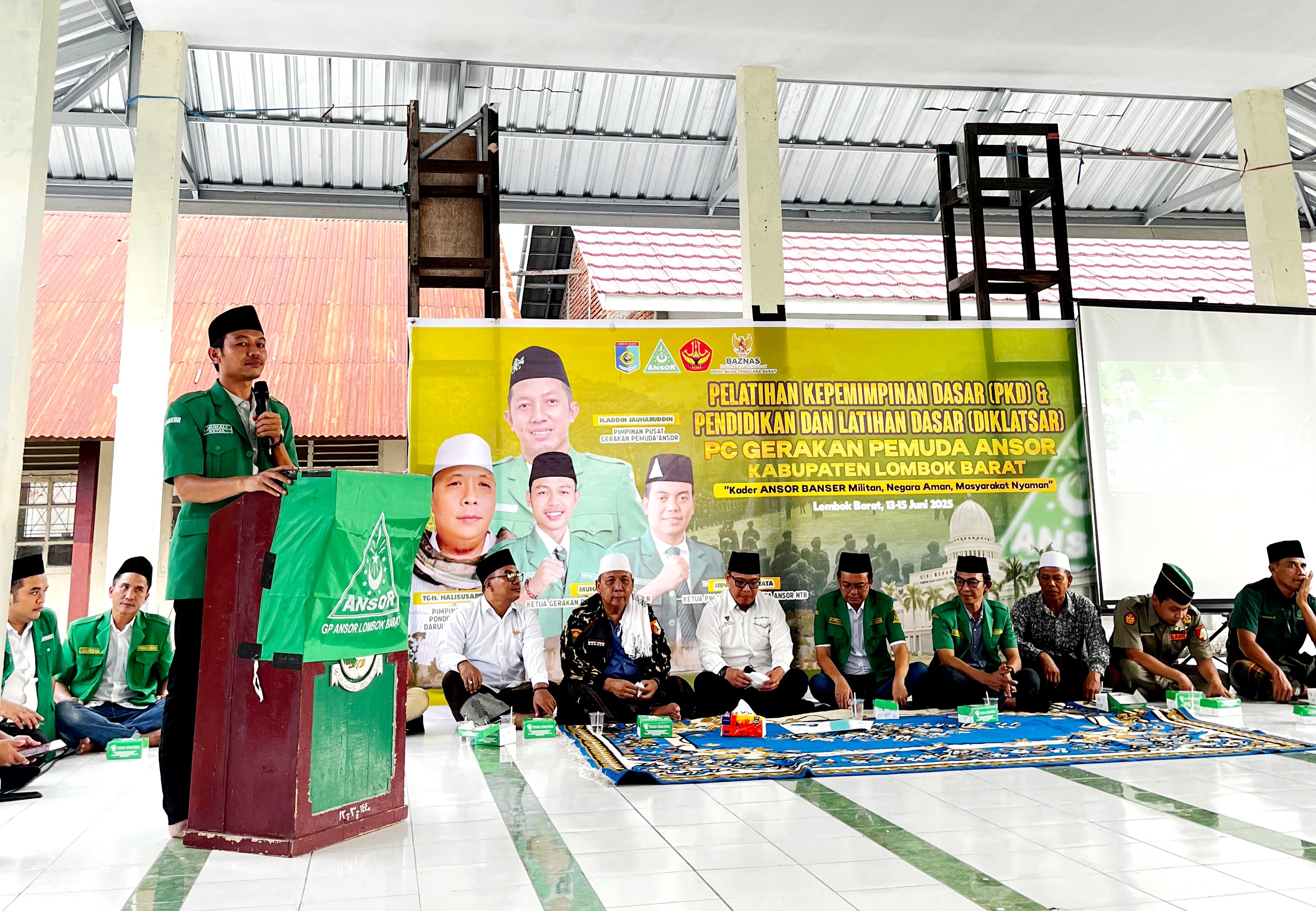 Ketua PC GP Ansor Lombok Barat Muhali saat menyampaikan sambutan dalam acara Diklatsar PKD Pemuda Ansor se-Lombok Barat.