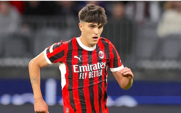 Pemain muda yang diyakini akan bersinar bersama tim inti AC Milan senior musim depan.