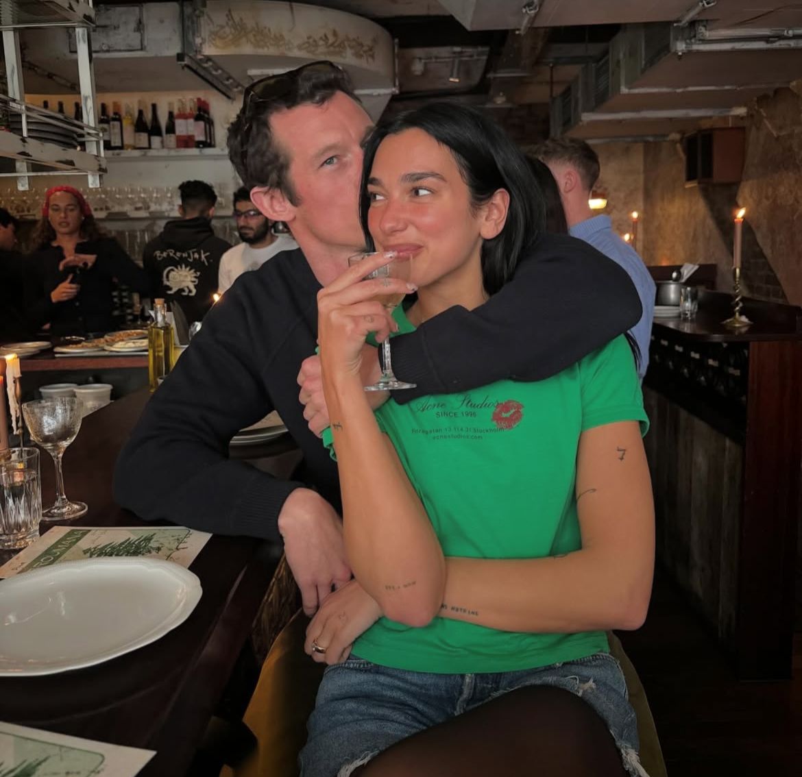 Dua lipa bersama kekasihnya, callum turner.