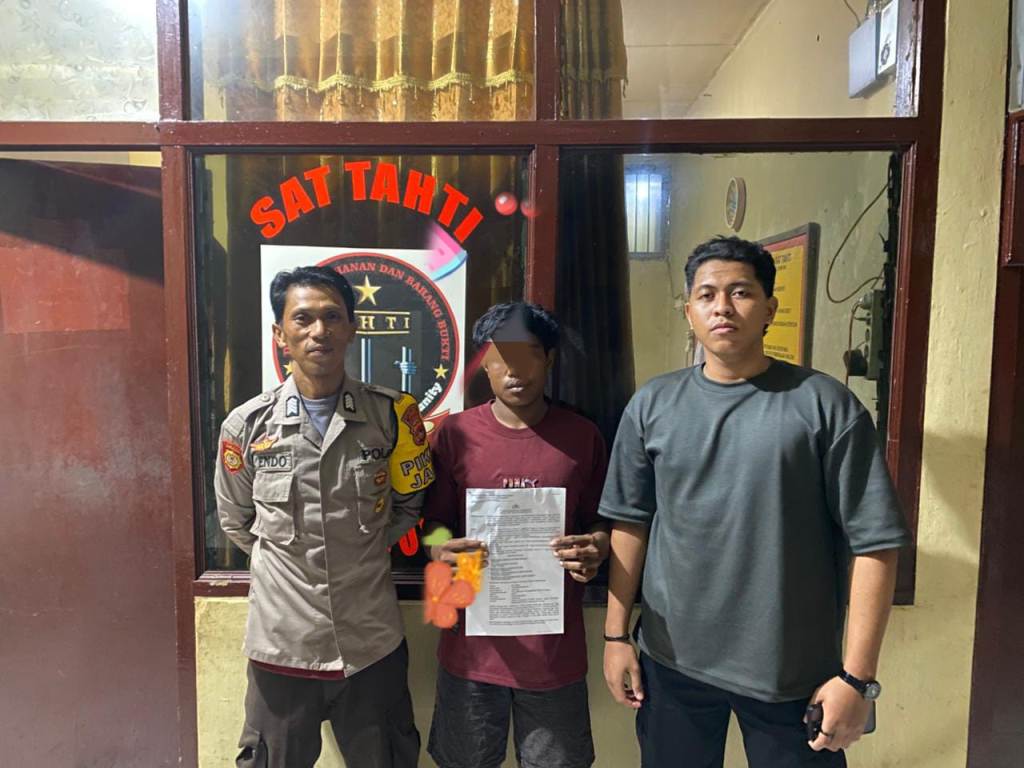 DITAHAN: Pelaku MF telah ditetapkan tersangka dan ditahan di Polres Dompu, beberapa hari lalu.