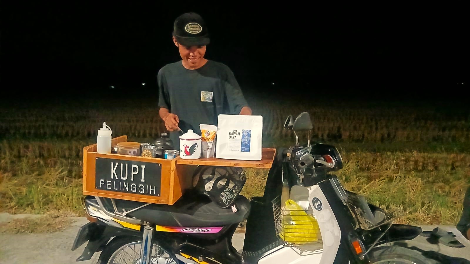 Kupi Pelinggih, Minum Kopi Otentik Lombok Utara dengan Harga Merakyat.