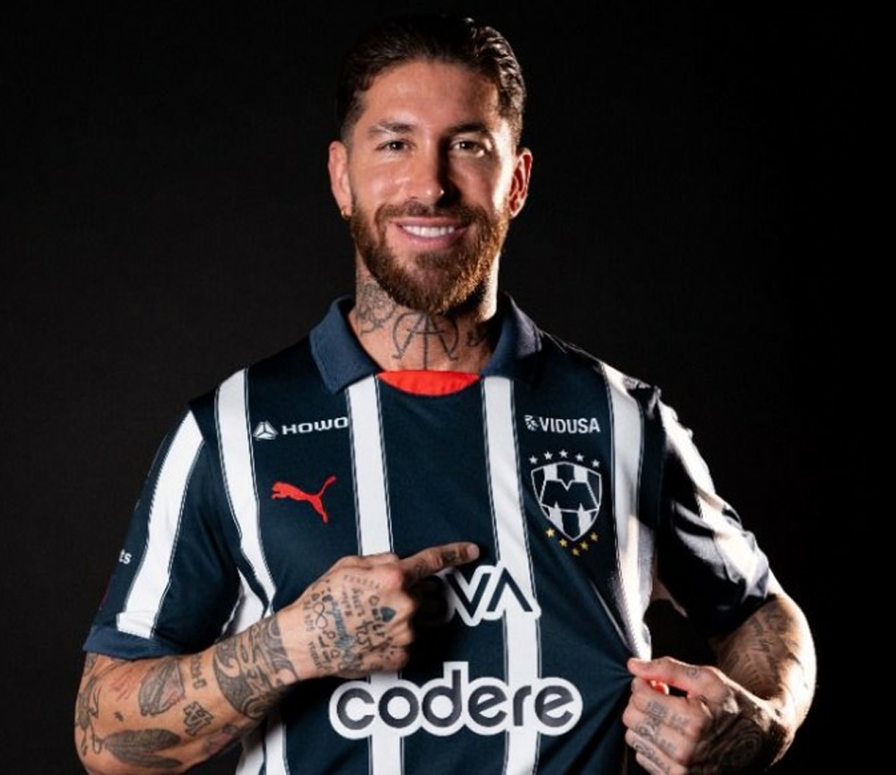 Sergio Ramos membuktikan dirinya belum habis. Mantan bek legendaris Real Madrid itu kembali mencuri perhatian dengan membobol gawang Inter Milan di ajang Piala Dunia Antarklub 2025.