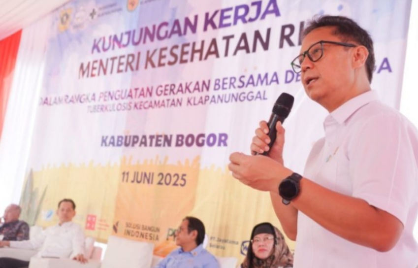 Menteri Kesehatan, Budi Gunadi Sadikin memaparkan tentang Tuberkolosis atau TBC sebagai penyakit yang paling mematikan di Indonesia.