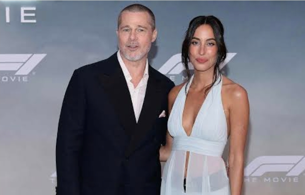 Brad Pitt tampil penuh kejutan dengan gaya rambut buzzcut yang ikonik, didampingi sang kekasih, Ines de Ramon. (Foto-foto: istimewa)