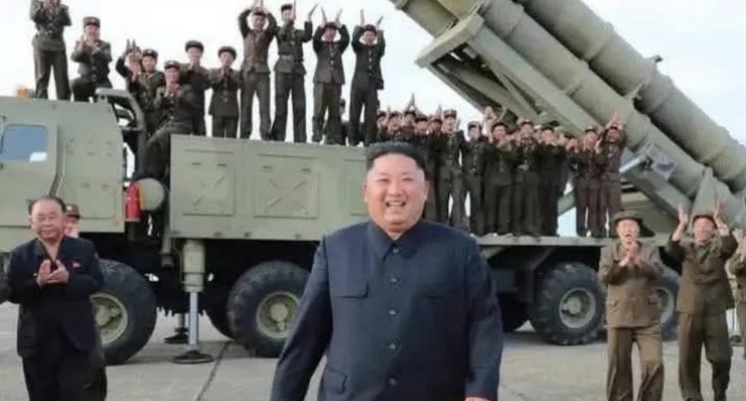Kim Jong Un mengancam akan menyerang Israel secara langsung jika negara itu mendapat bantuan dari Amerika Serikat atau sekutunya. (istimewa)