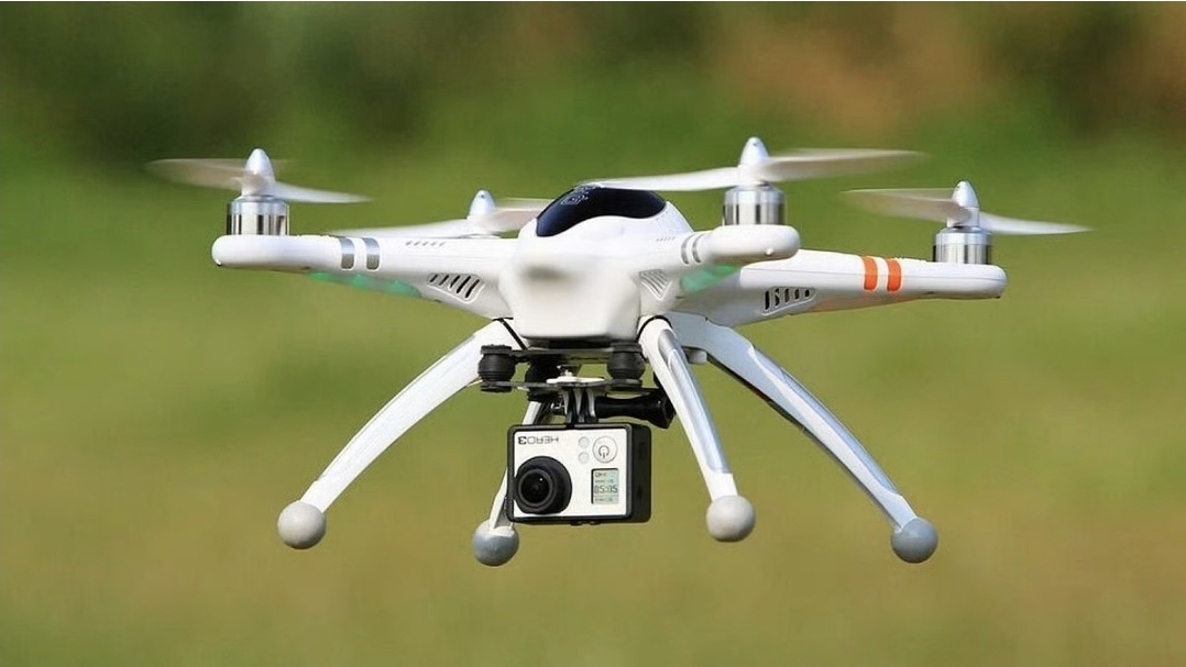 Untuk pertama kalinya, latihan Real Madrid direkam menggunakan drone. (istimewa)