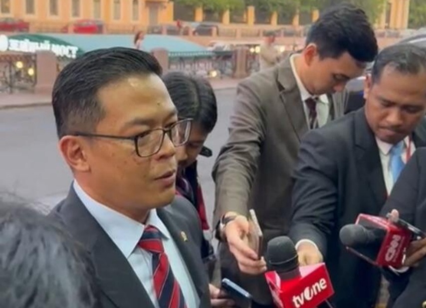 Menteri Luar Negeri, Sugiono menyiapkan proses evakuasi ratusan WNI dari Israel dan Iran.