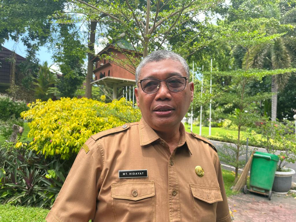 Kepala Distanbun NTB Muhammad Taufiek Hidayat&nbsp;membahas reviu lanjutan desain Optimalisasi Lahan (Oplah) untuk Kabupaten Lombok Barat.