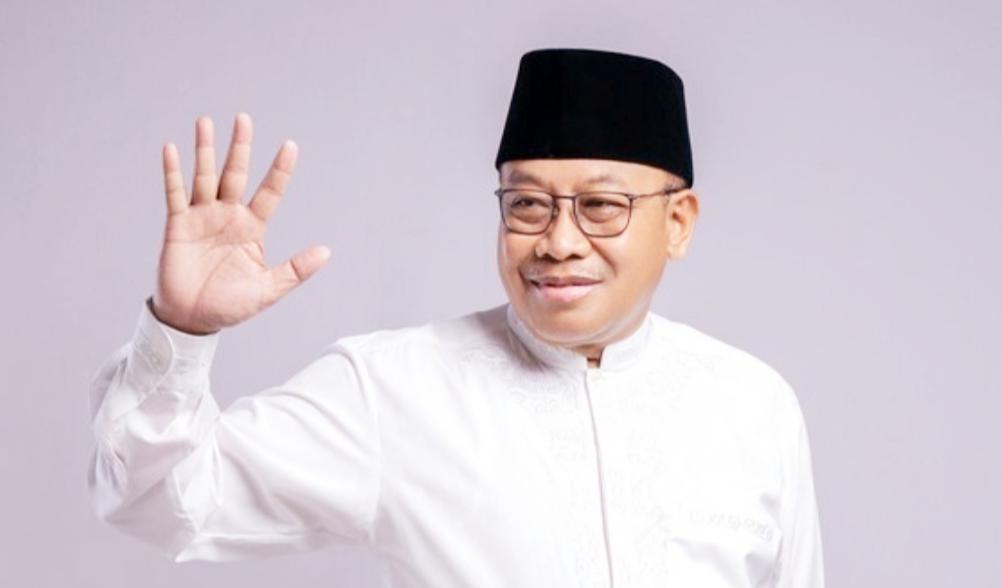 Drs H Lalu Gita Ariadi akhirnya tunas pamit (ijin pamit) dari jabatan Sekda Provinsi NTB untuk menjadi pengajar di IPDN.