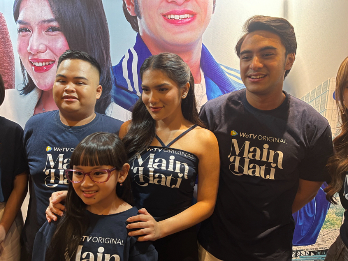 TAYANG MULAI 27 JUNI: Pemain series Main Hati saat konferensi pers di kawasan Sudirman, Jakarta Pusat, Senin (23/6). Davina berperan sebagai CEO untuk kali pertama.