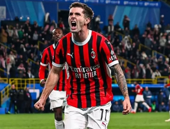 Christian Pulisic, pemain AC Milan yang segera disodori kontrak baru untuk mencegah kepergiannya.