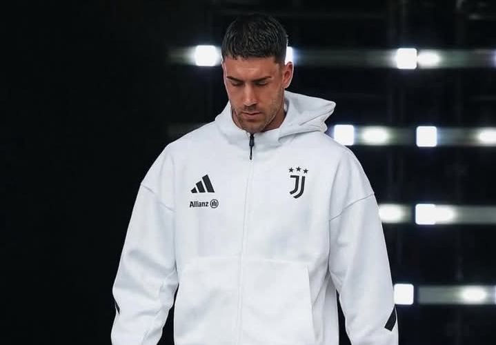 Dusan Vlahovic, pemain Juventus yang diisukan akan diboyong AC Milan.