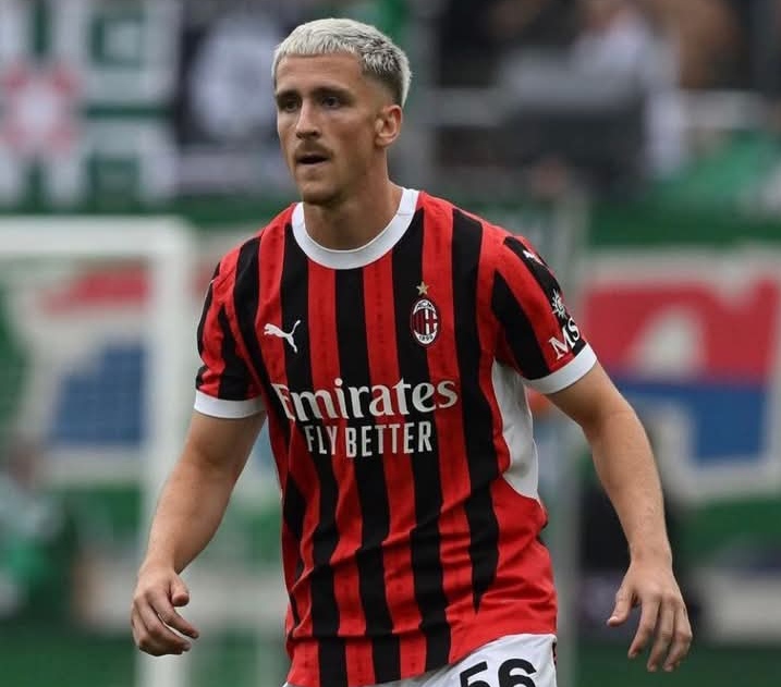 Saelemaekers, bintang AC Milan yang kembali ke klub dan ogah dijual pelatih Allegri.