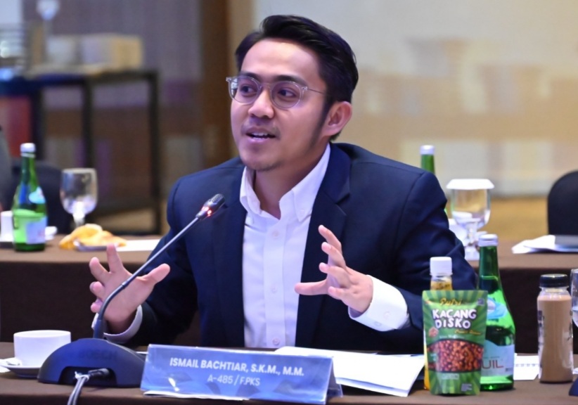 Anggota Panja Revisi Undang-undang Perlindungan Konsumen DPR RI, Bachtiar Ismail memaparkan dampak modus penipuan lewat transaksi online di era digital.