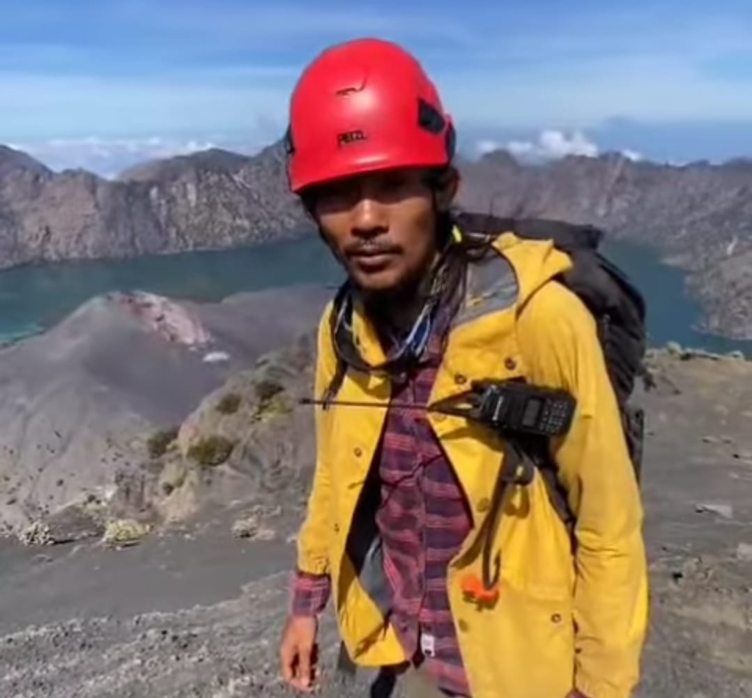 Agam Rinjani Soroti Pentingnya Sepatu Pendakian, Ukuran Harus Lebih Jangan Sampai Ngepas!