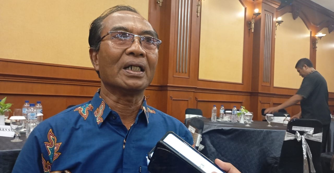 Wakil Ketua PGRI NTB Lalu Kaharudin