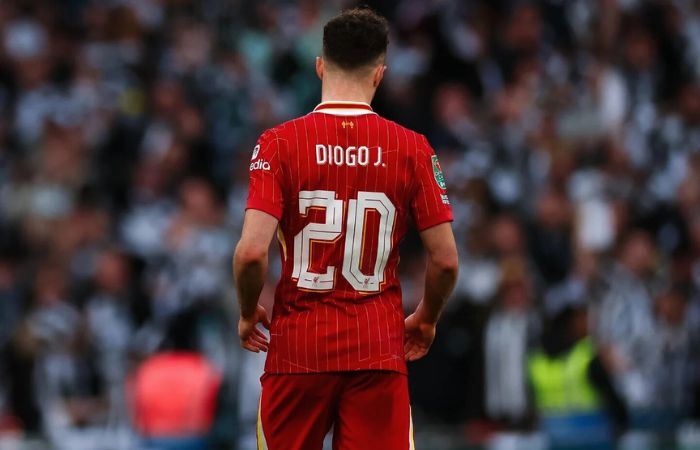Striker Liverpool Diogo Jota meninggal dunia dalam kecelakaan tunggal