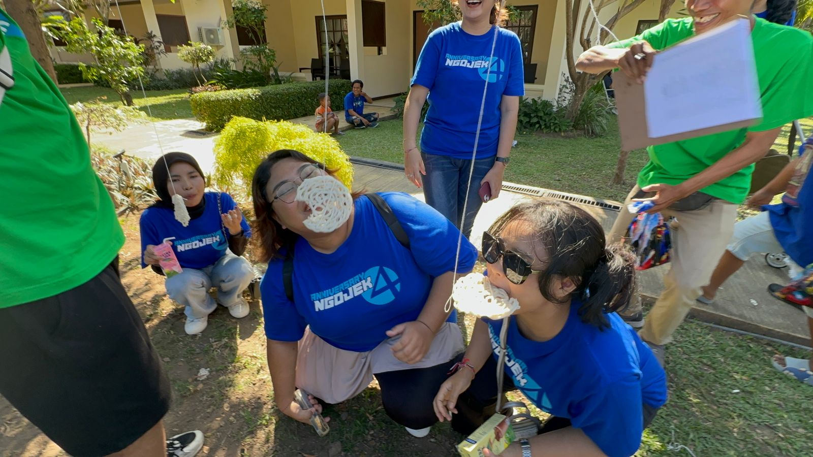 Keseruan family gathering ngojek, lebih dari sekadar perusahaan, mengukuhkan rasa kekeluargaan.
