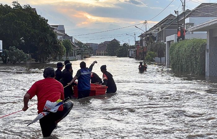 Pemprov NTB tetapkan darurat bencana di Kota Mataram usai diterjang banjir besar