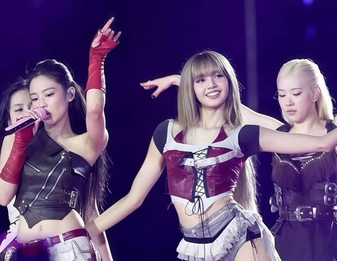 Penampilan BLACKPINK di konser Deadline Seoul.