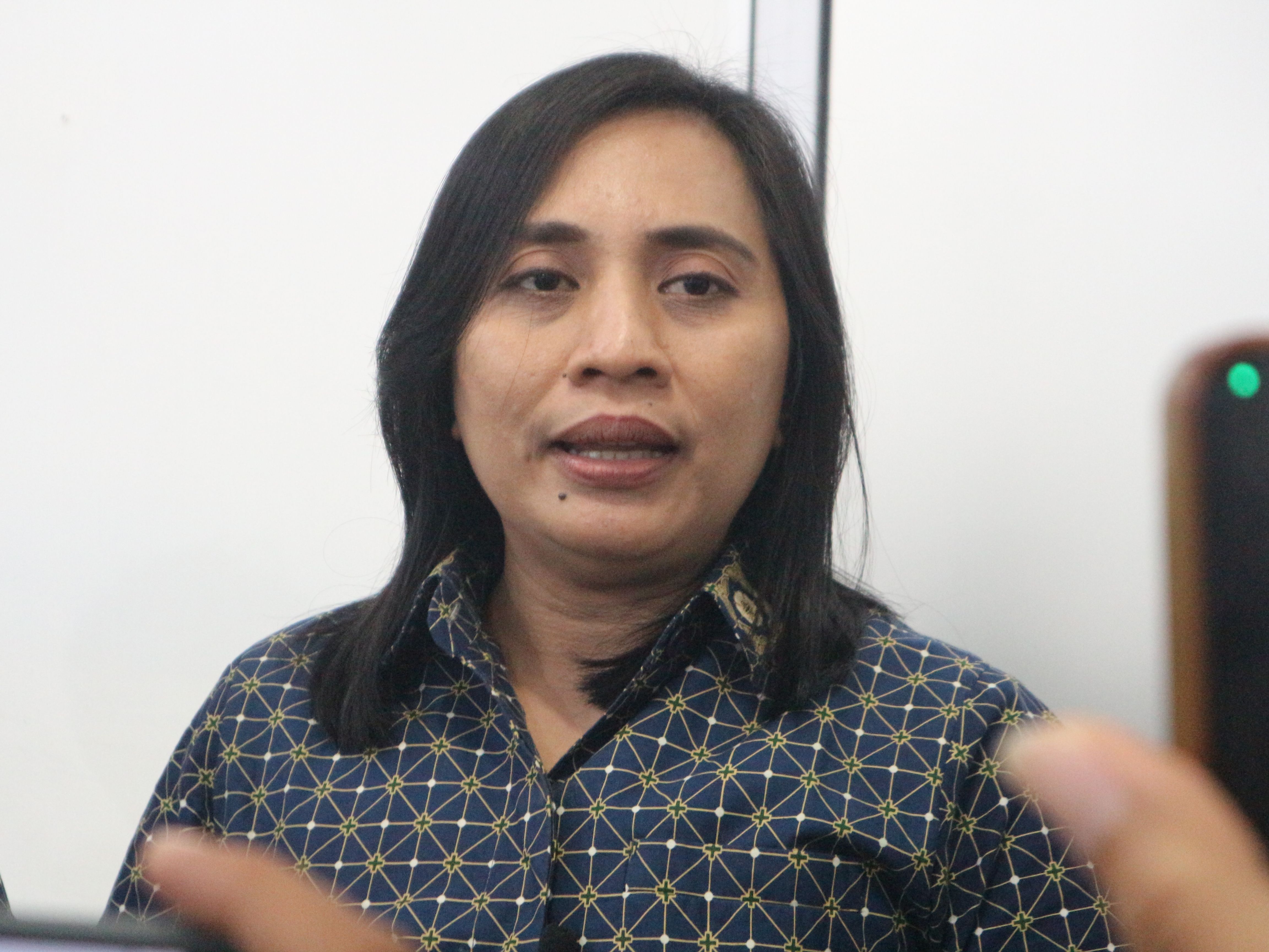 Elly Widiani
