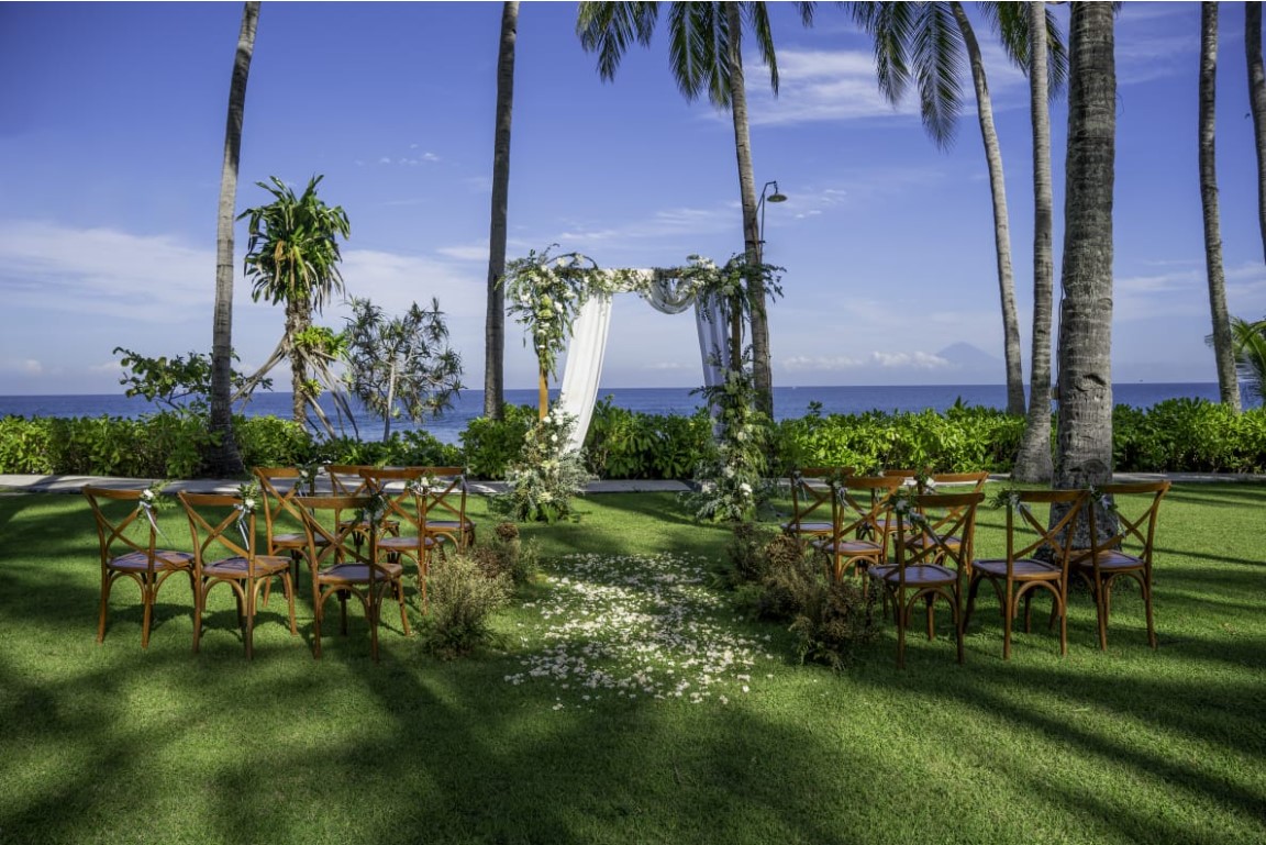 Rayakan Pernikahan Impian di Holiday Resort Lombok