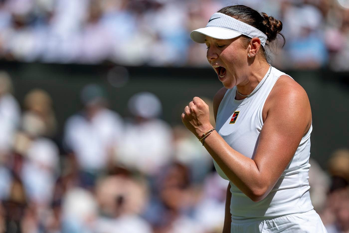 Amanda Anisimova bikin kejutan besar! Singkirkan Aryna Sabalenka di semifinal Wimbledon 2025. Lolos ke final Grand Slam pertamanya!
