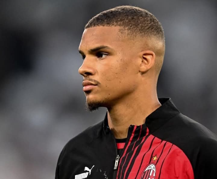 Malick Thiaw, pemain AC Milan yang diminati Como, tapi menolak klub itu.